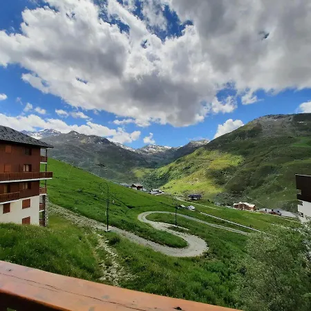 8-10 Pers, Balcons, Proche Commerces, Pied Des Pistes - Reberty 1850, Les Menuires - Fr-1-452-92 Apartment