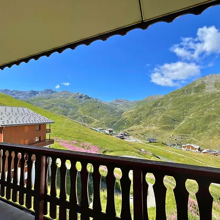 8-10 Pers, Balcons, Proche Commerces, Pied Des Pistes - Reberty 1850, Les Menuires - Fr-1-452-92 *
